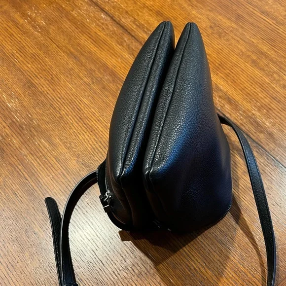 Moda Luxe black leather bag with adjustable strap - Picture 5 of 6